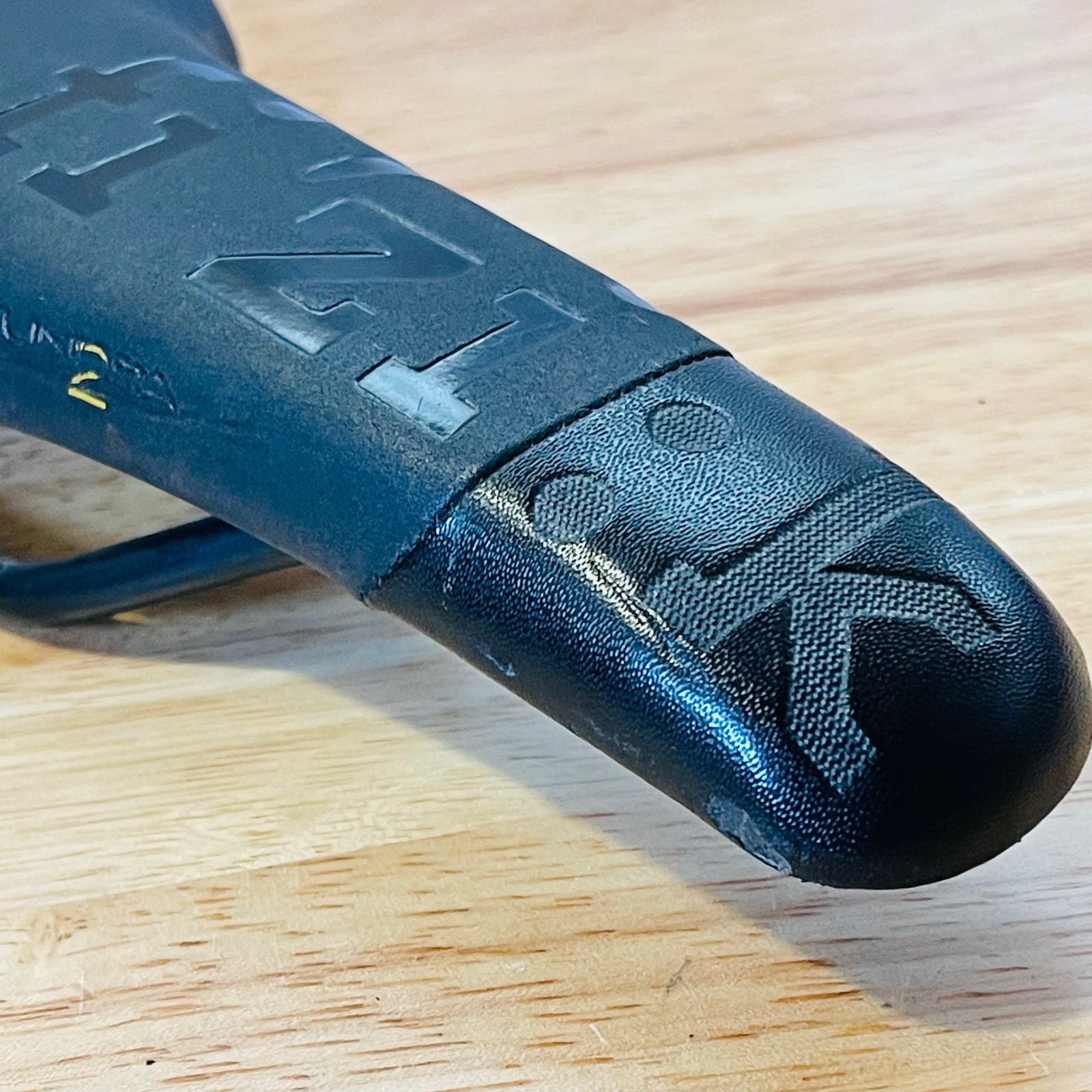 Fizik Tundra 2 Saddle Manganese Rails Black