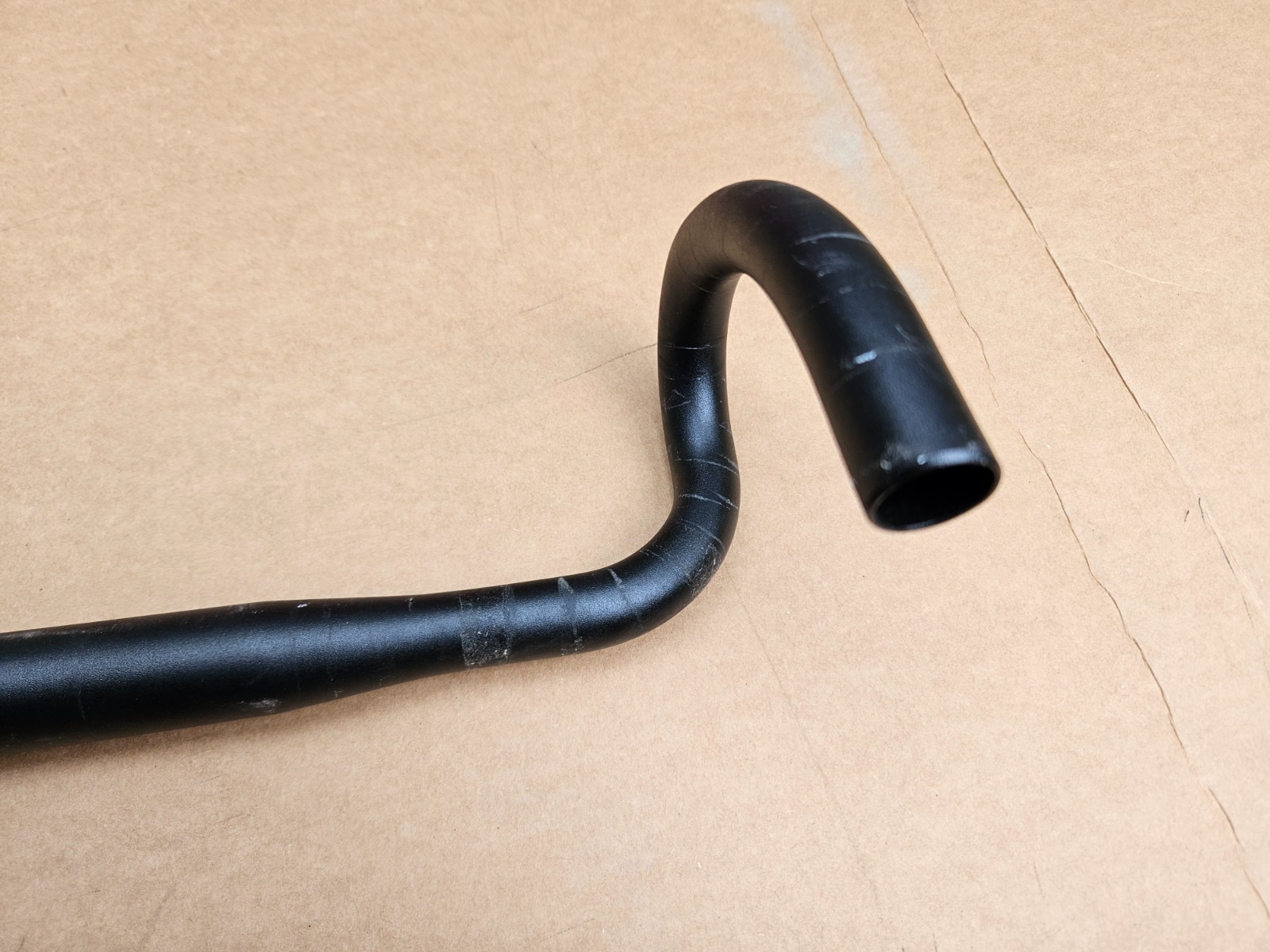 Fuji Aluminum Alloy Road Bike Drop Bars 40cm Wide x 31.8mm Clamp Black