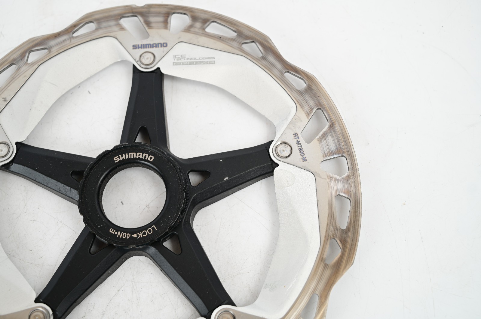 Shimano Deore XT RT-MT800-M -MTB Bicycle Disc Brake Rotor with Lockring – 180mm