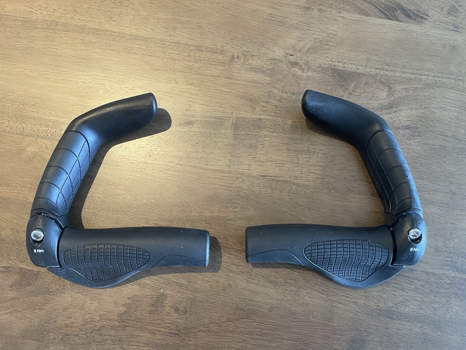 Ergon GP5 Ergonomic Grips with Bar Ends Large Black Pair Touring Commuter Bike