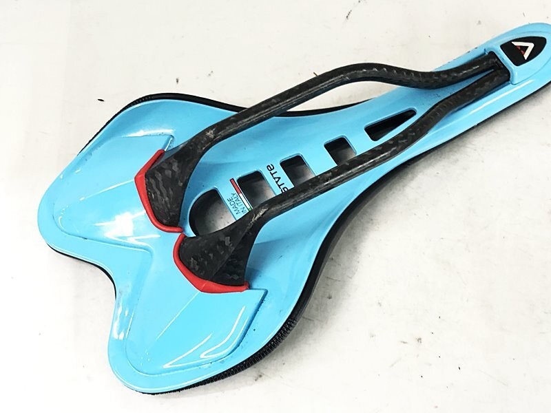 Astute Astvte Skylight Vt Skylite Saddle Carbon