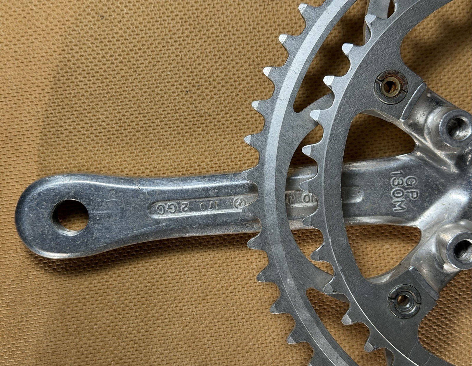 Vintage Sugino VP 130 Double Crankset – 52/42T – 170mm