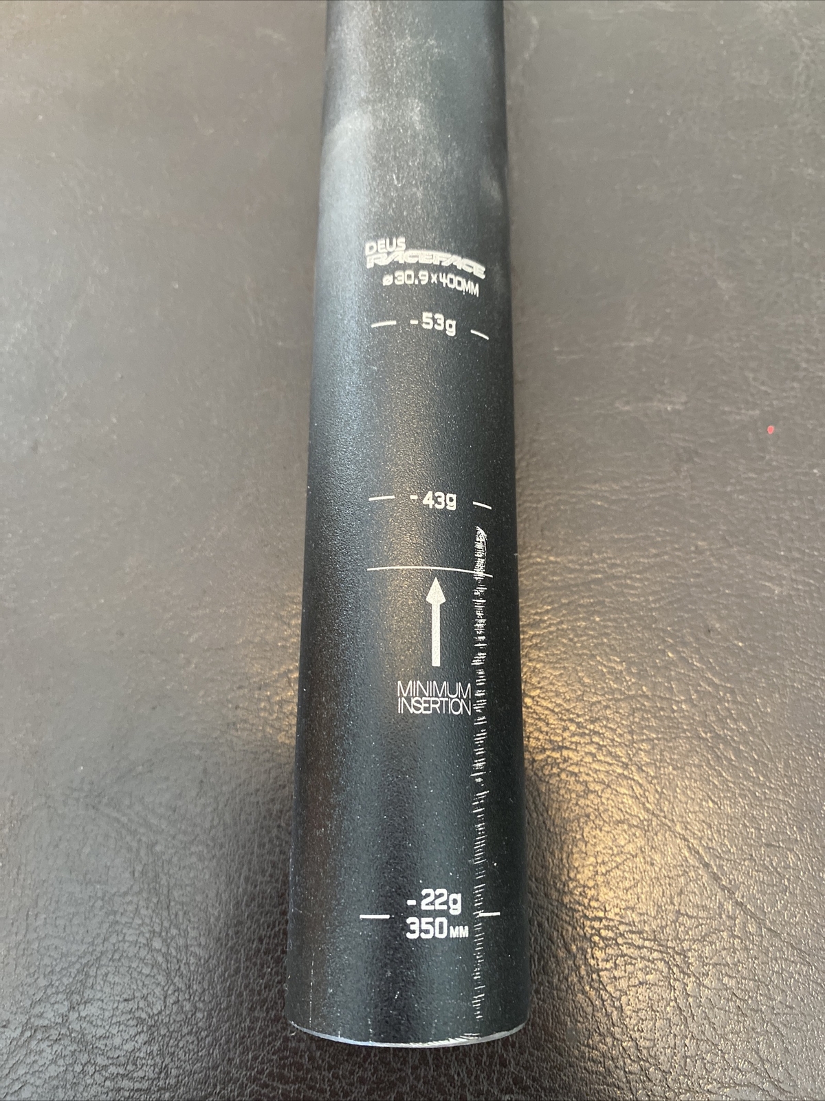 Race Face 30.9x365mm Deus Set Back Seat Post