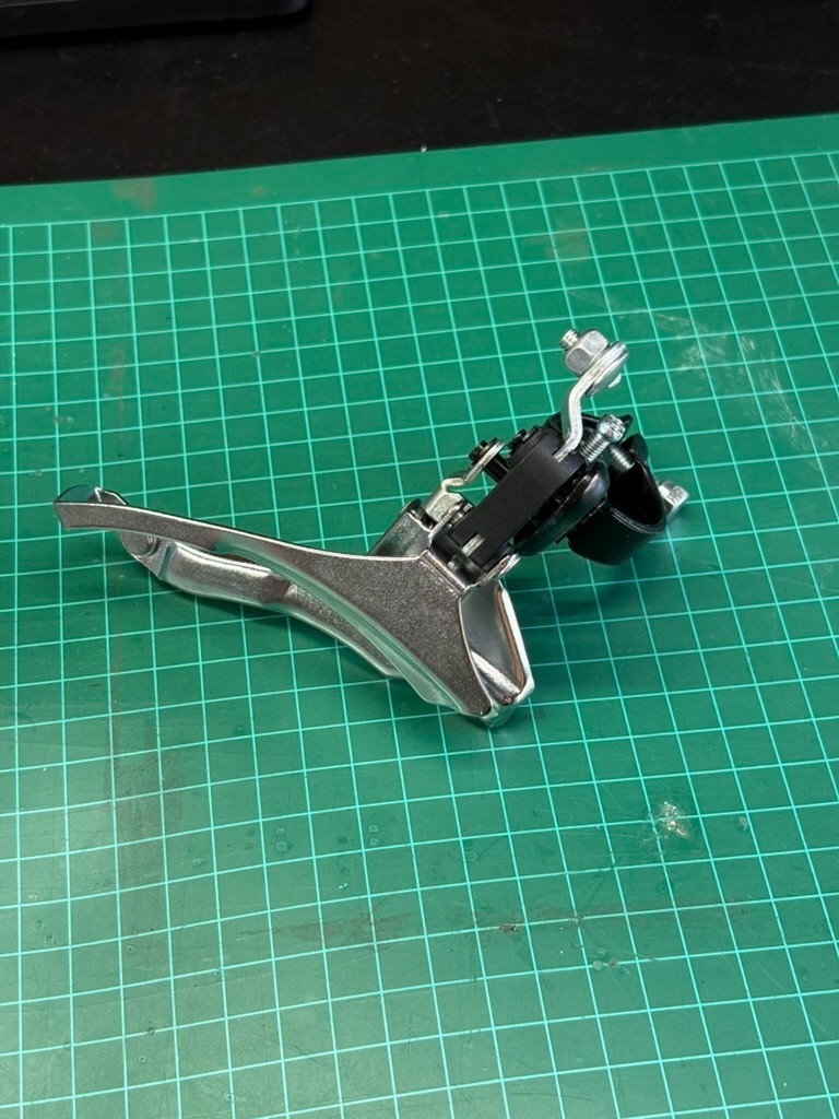SunRace Front Derailleur 31.8mm Clamp Top Swing ~147g