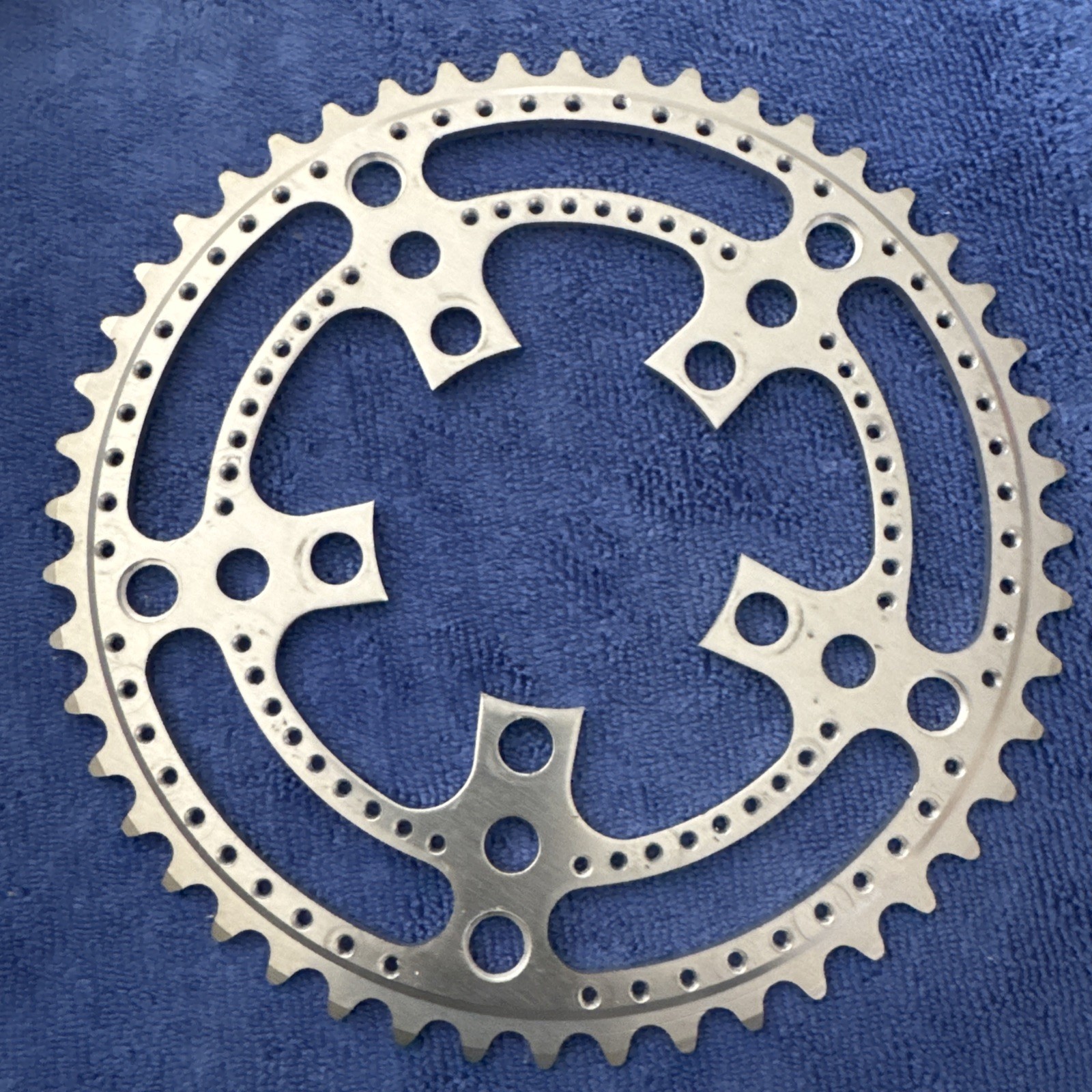 VNTG STRONGLIGHT 99 BIS DRILLIUM ALLOY CHAINRING 86 BCD X 48T SIL NEW TAKEOFFS.