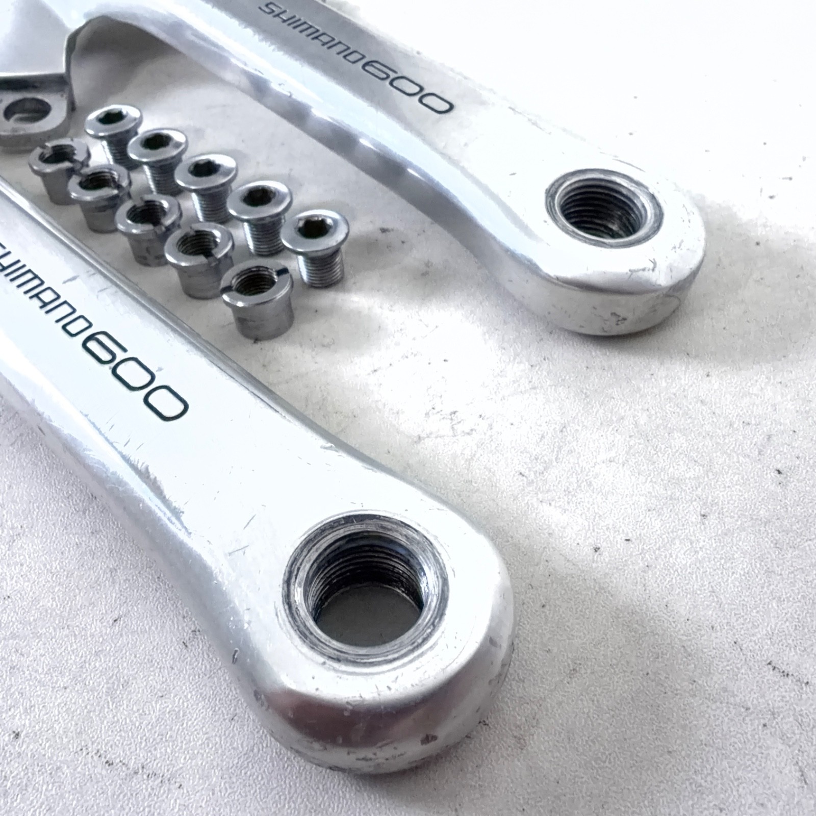 Vintage Shimano 600 FC-6207 Crank Arm Set 175mm 130 BCD Road Double w/ Screws