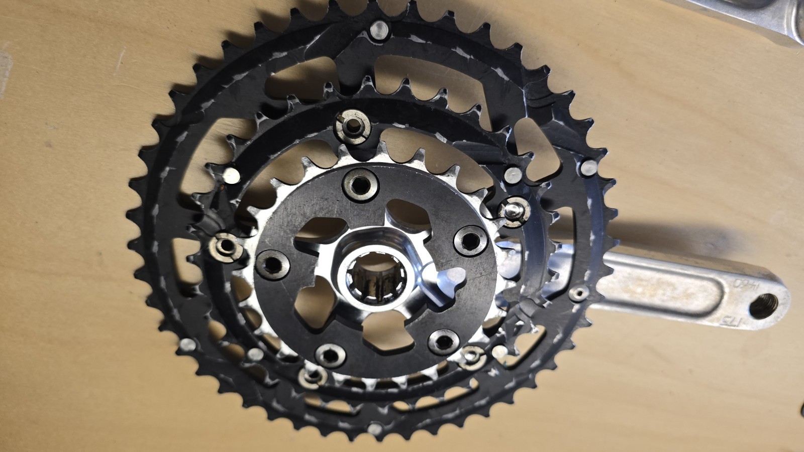 Race Face Forged Crankset – Vintage 90’s Retro MTB Triple,Isis, 175mm,BEST PRICE