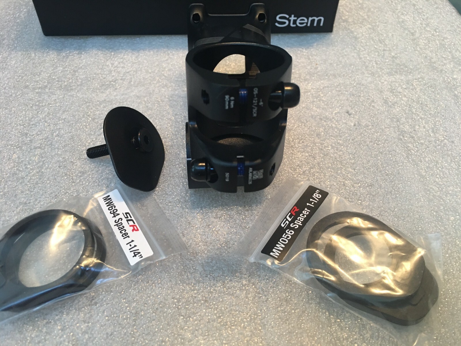 FSA SLK-SCR Stem for either 1 1/8th or 1 1/4″ steerer tube 6 deg x 31.8mmx110mm