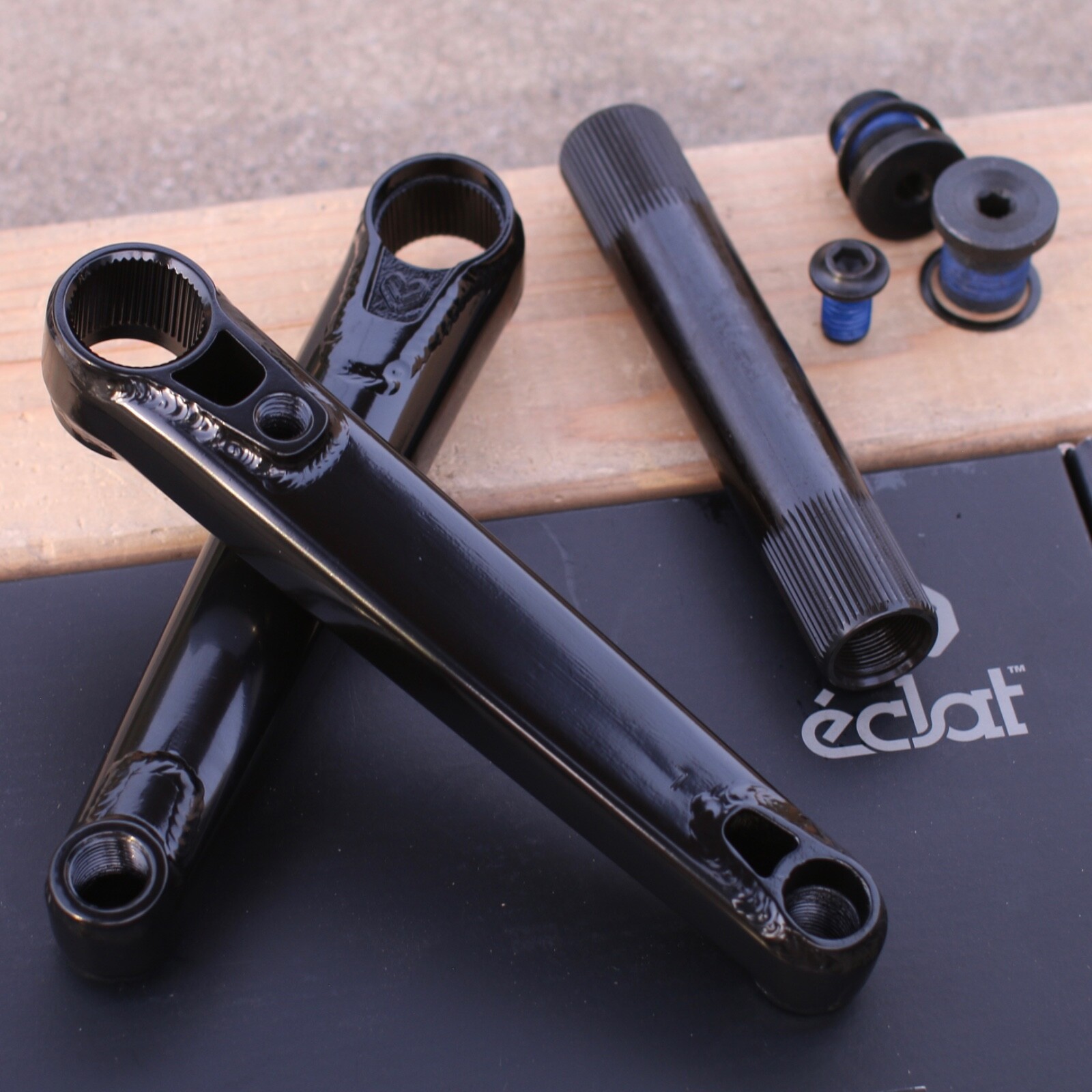 ECLAT BMX BIKE ONYX v2 BICYCLE CRANKS BLACK FIT CULT ODYSSEY PRIMO
