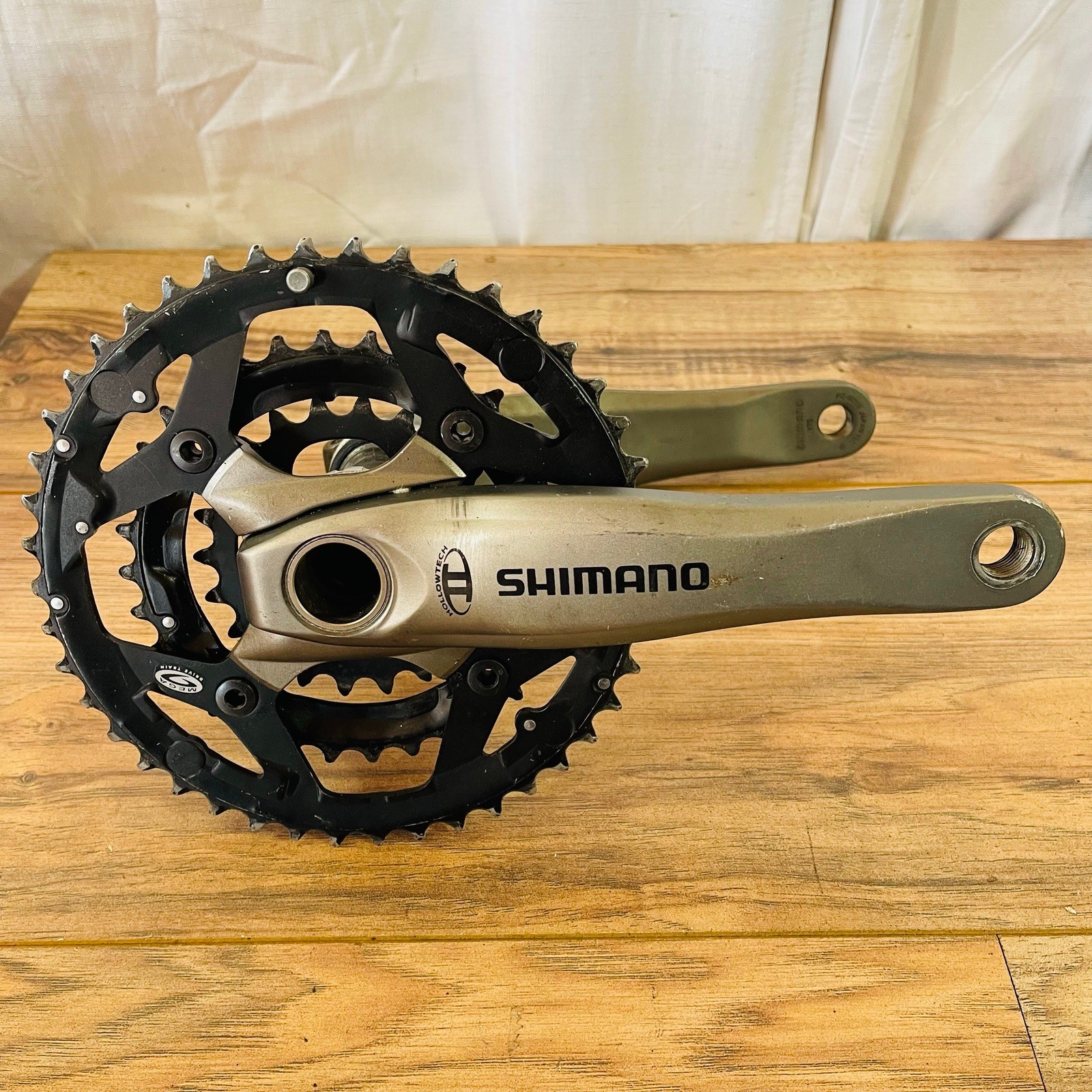 Shimano Deore XT FC-M762 Hollowtech II 175 Triple Crankset 22 32 44 + BB