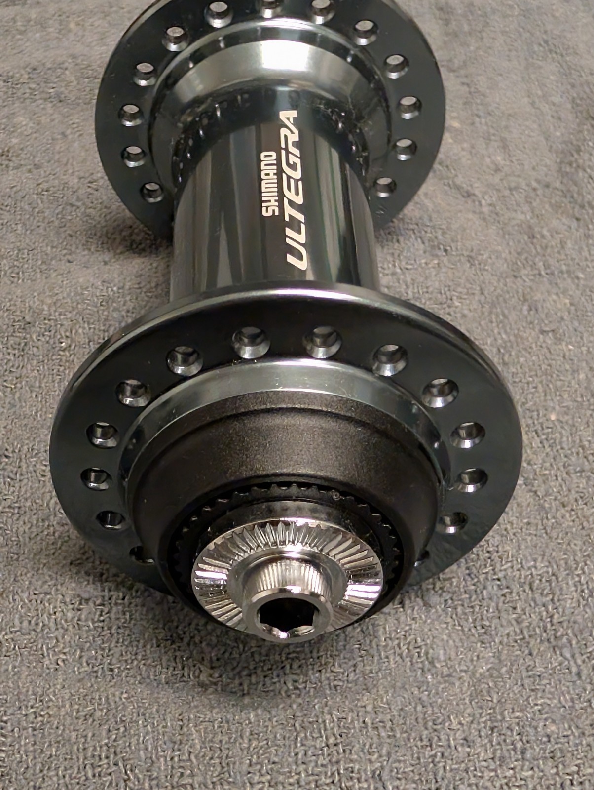 Shimano Ultegra HB-6800 Front Hub 36 Hole Gray