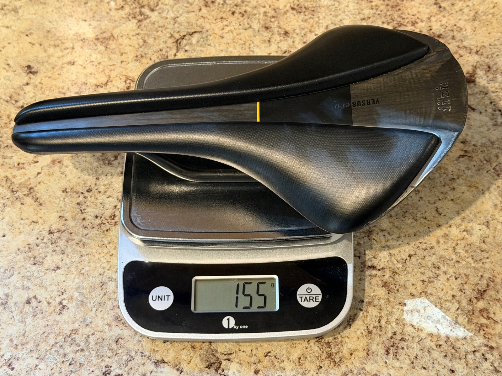Fizik Antares R1 Versus EVO Bike Saddle