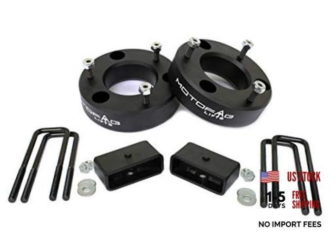 MotoFabLifts CH-2.5F-2R-19 2.5 in Front and 2 in Rear Leveling lift kit that