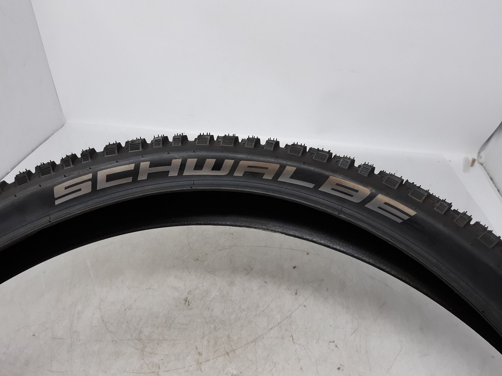 Schwalbe Nobby Nic Addix Performance Tubeless Ready Bicycle Tire – Excellent