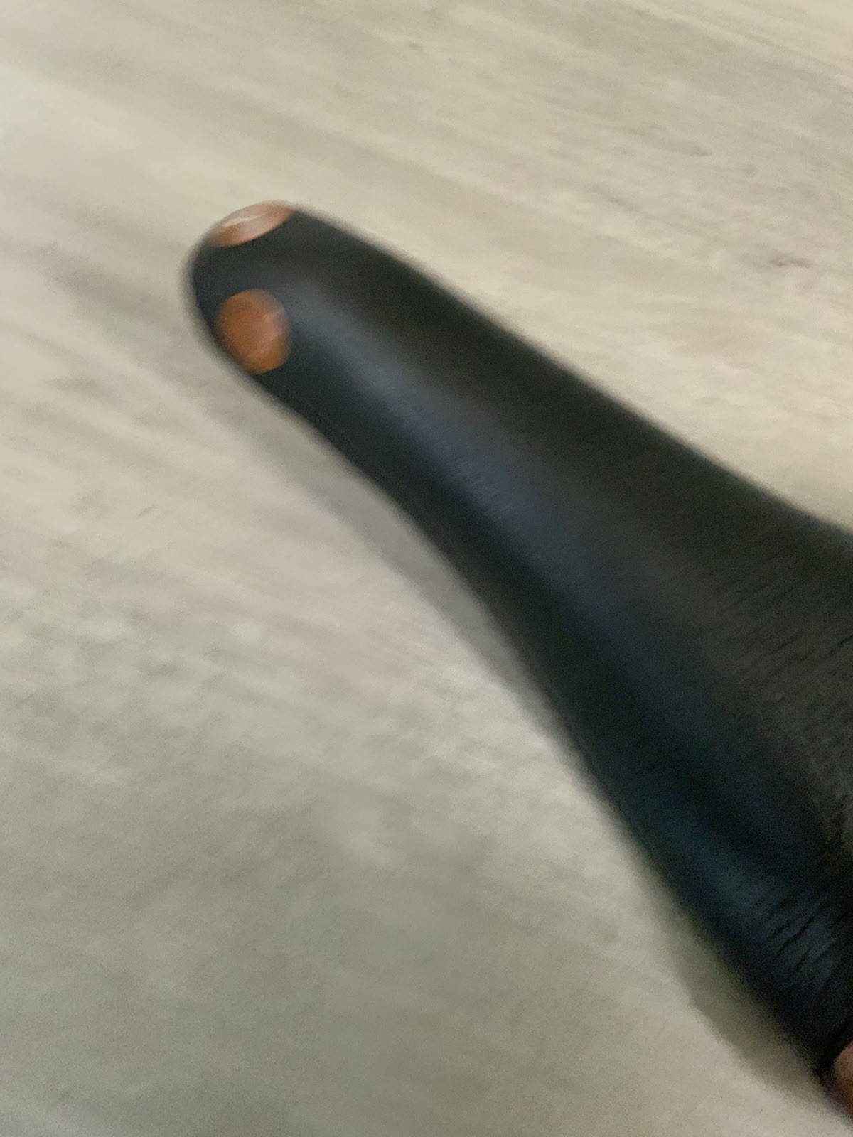 BROOKS PROFESSIONAL SADDLE 572 GRAM BLACK SUEDE LEATHER 153 MM X 275 MM