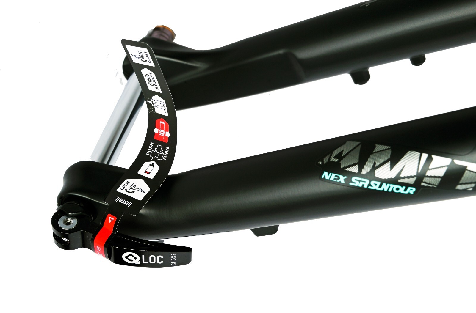SR Suntour NEX Air 700/26″ Suspension Fork -SF17-NEX-E25-DS-HLC