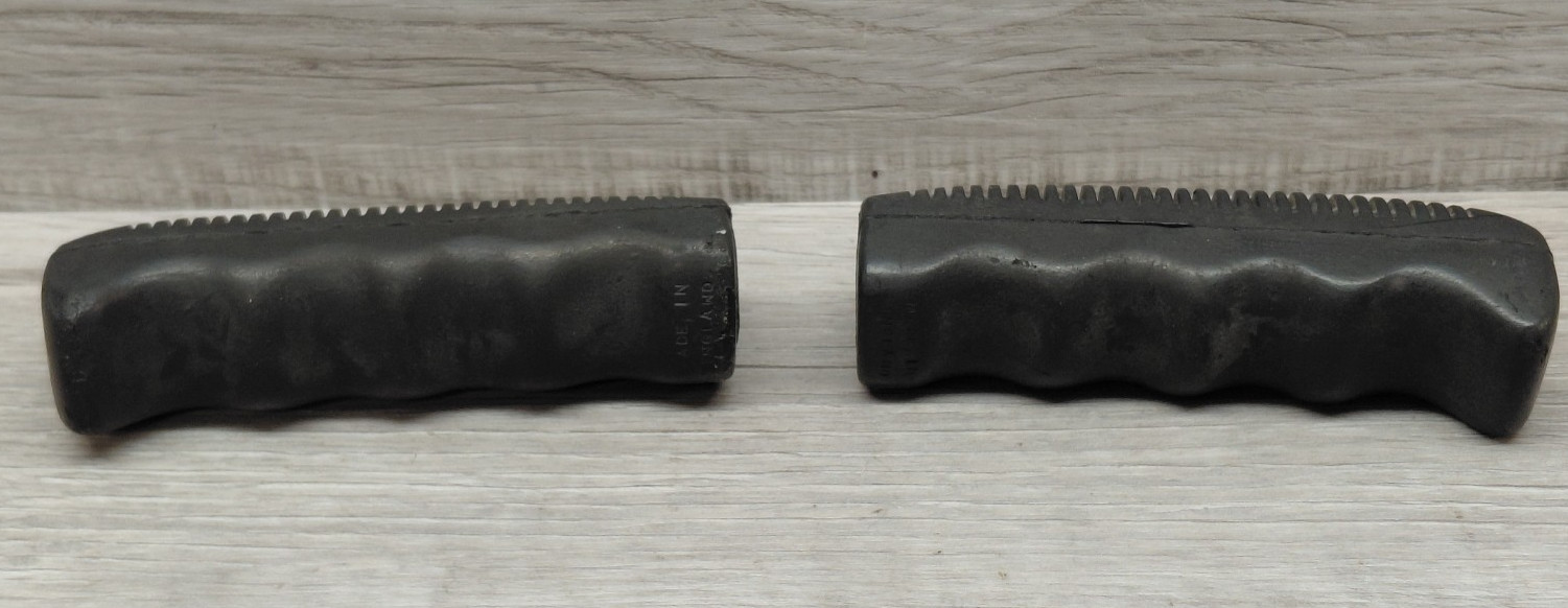 Vintage DARE Handlebar Grips Pair Ribbed Finger Groove Black MTB England – RARE