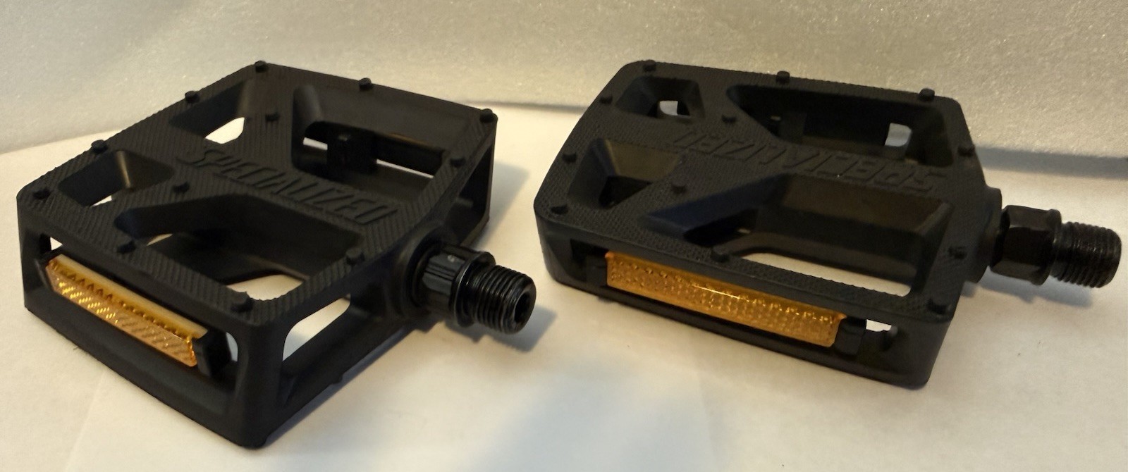 Specialized MTB Flat Platform Pedals 9/16″ Mountain Bike Cycling Pedals K1283