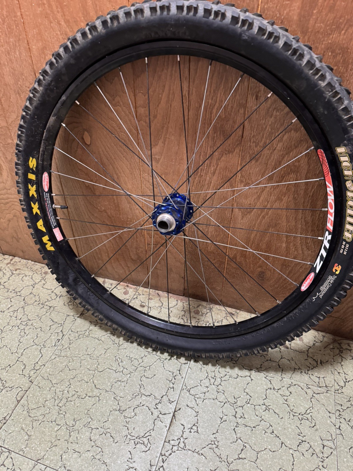 Chris King / Stans vintage downhill / freeride wheels 20mm F / 150mm R