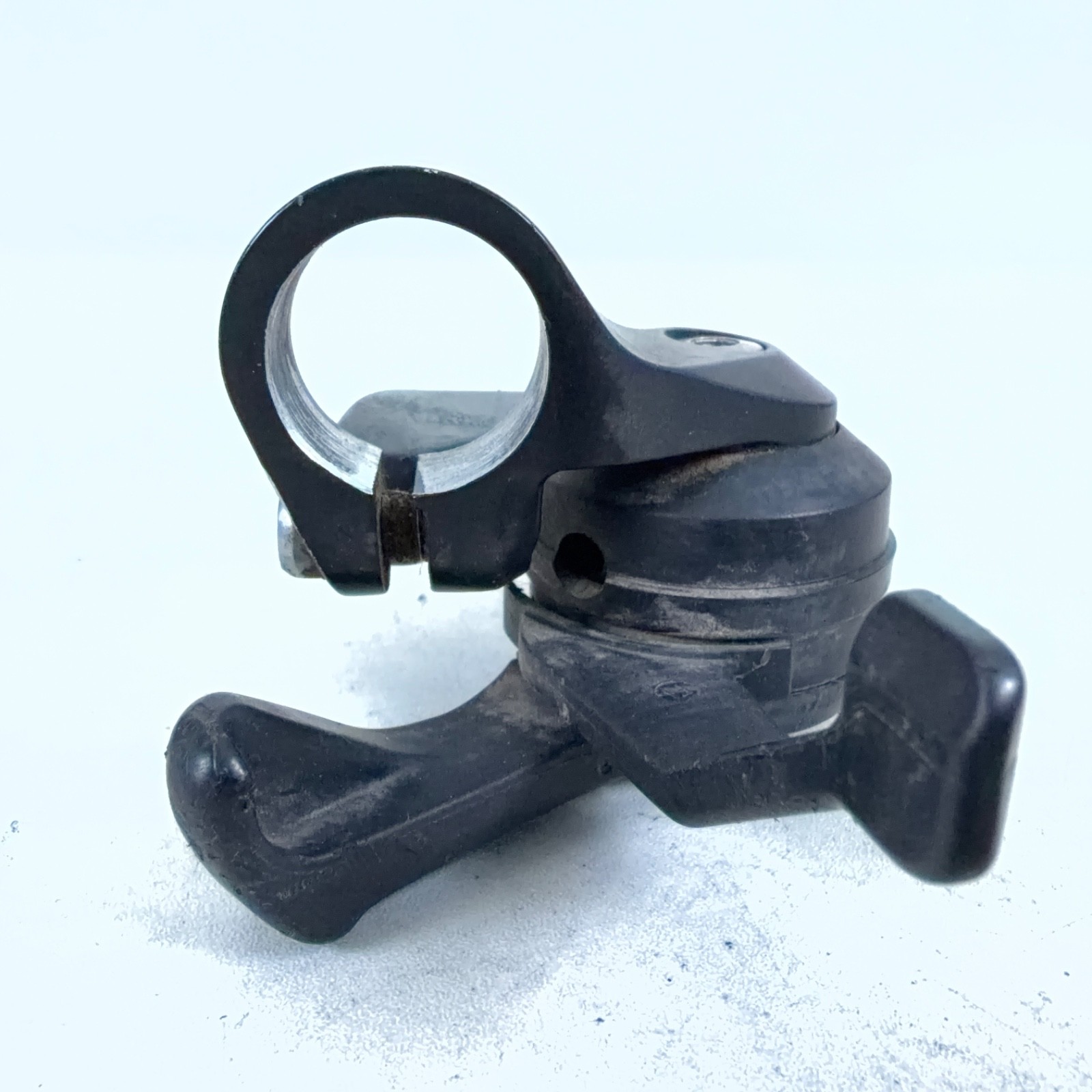 SHIMANO SL-MC40-8R Shifter, 8 Speed Bike Shift Lever Right Rear 22.2 Trigger