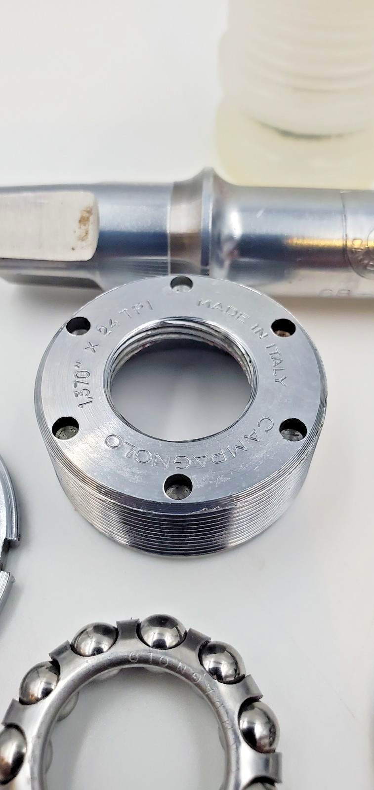 Vintage Campagnolo Croce D’Aune Bottom Bracket English 1.370 x 24 TPI 111mm Axle