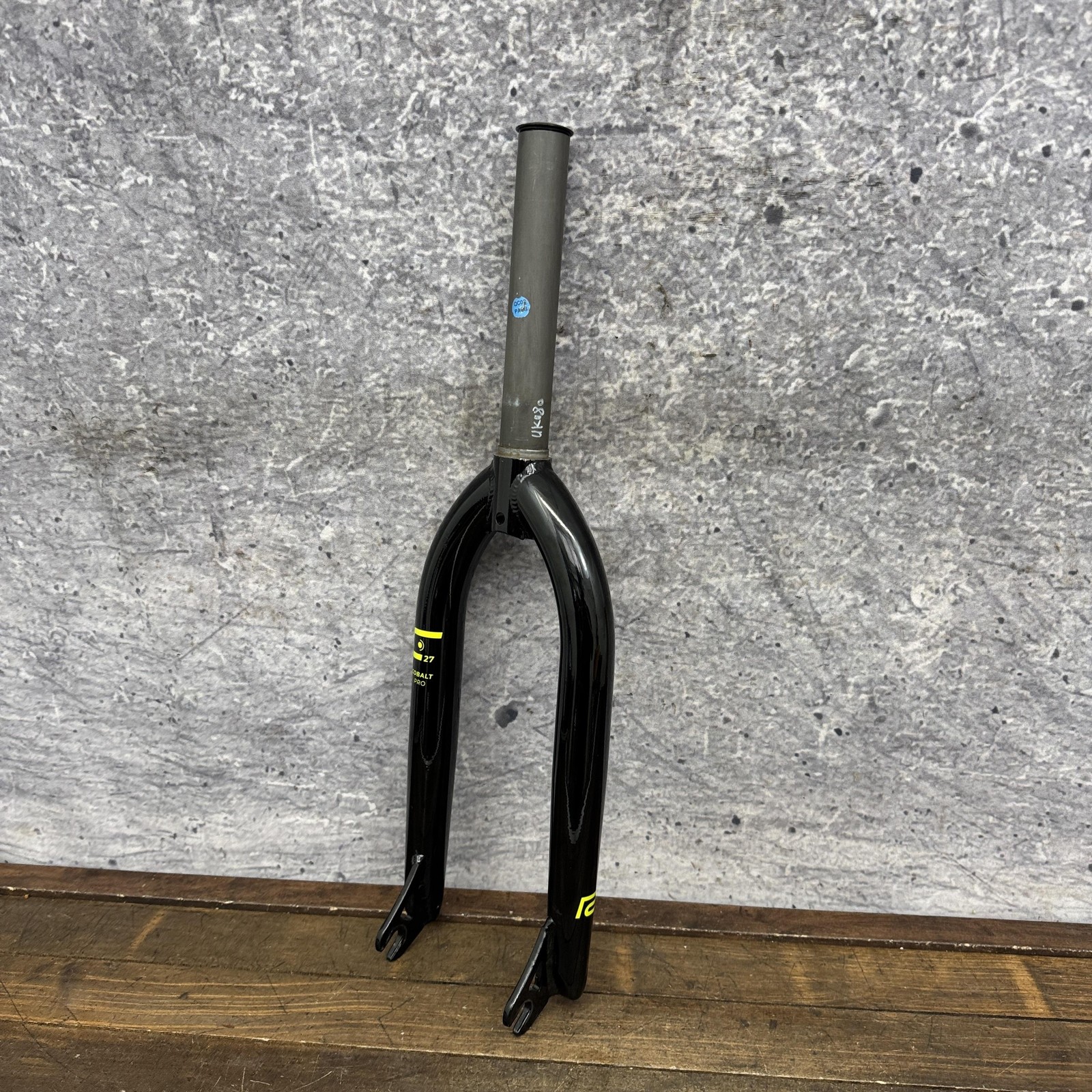 Radio Raceline Cobalt Pro 27 BMX Fork 20in 1 1/8 Threadless Steel 20 In Wheel