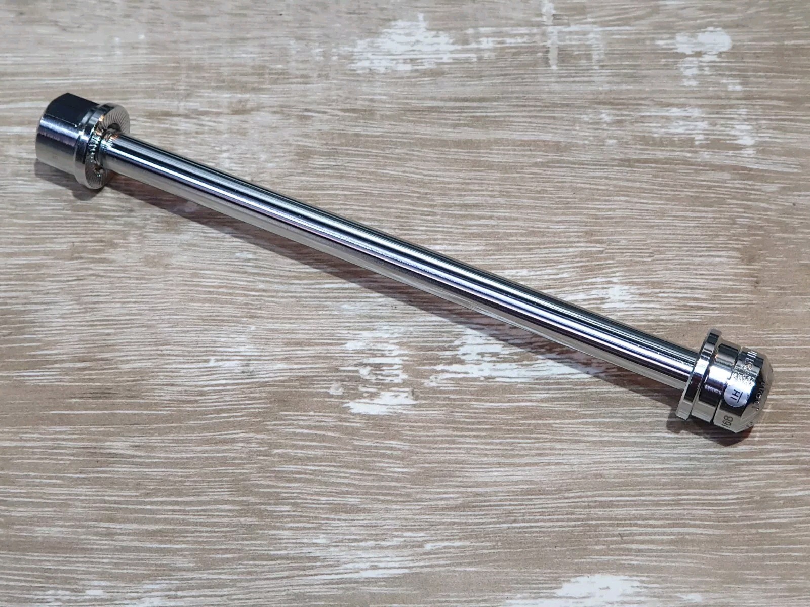 Shimano Saint SM-AX80 Rear Thru Axle FH-M810 / M10 x 168mm (O.L.D: 135mm x 10mm)