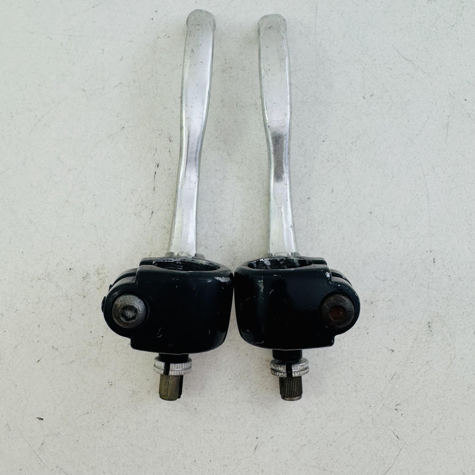 Chang Star Brake Levers Pair 22.2mm 4-Finger Silver Black BMX MTB Cruiser A98
