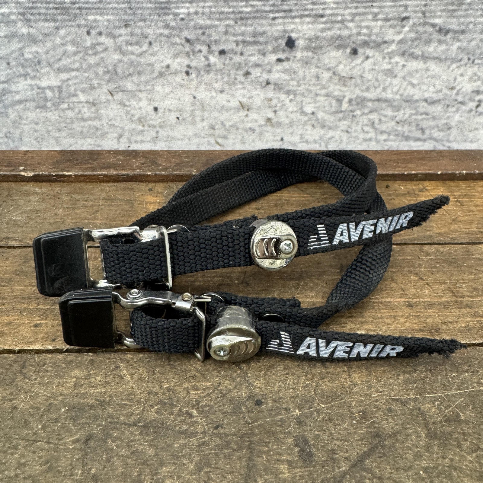 Vintage Avenir Bicycle Toe Clip Pedal Straps Pair Black Nylon Cam Cycling 90s