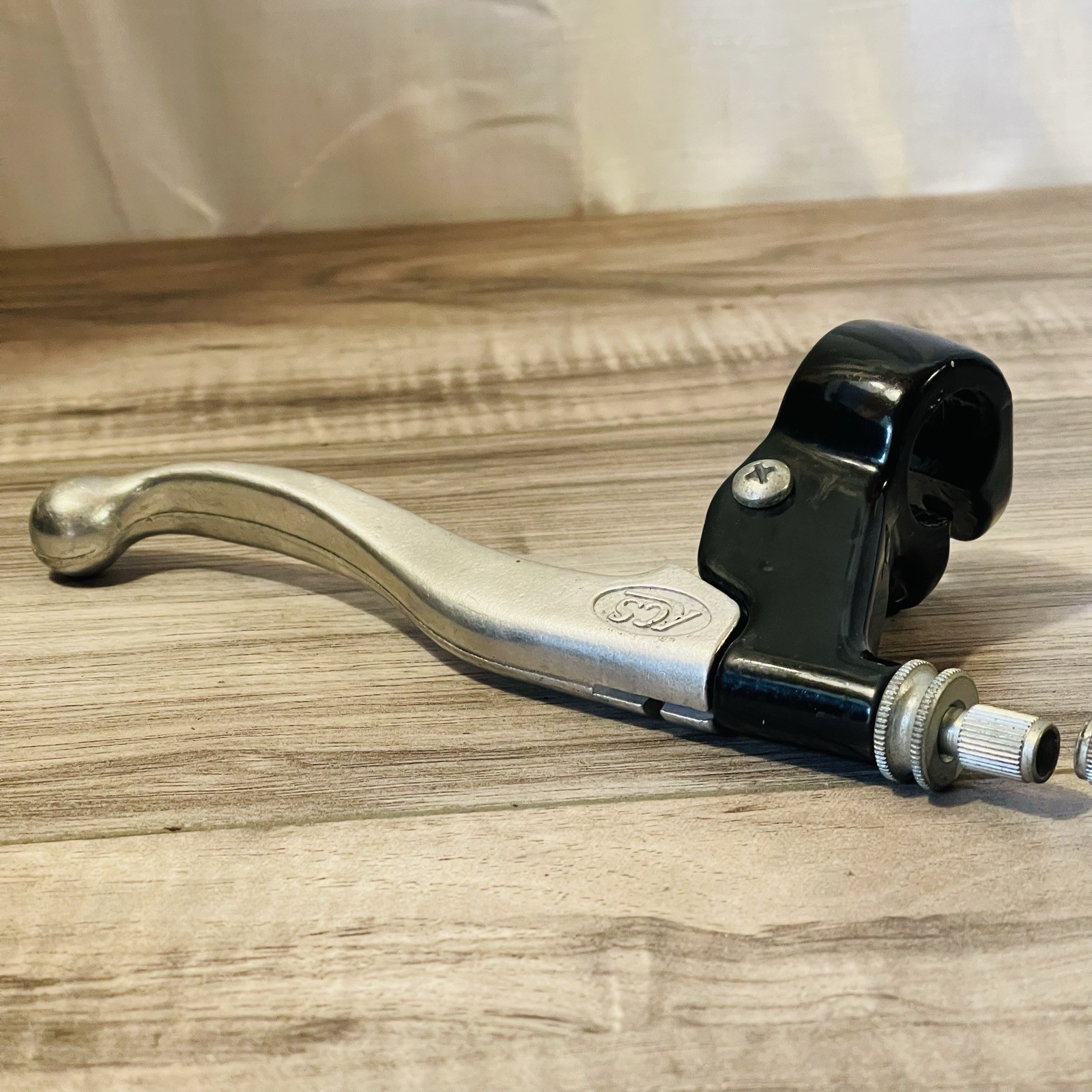 Vintage ACS 4-Finger Brake Levers No Clamp Bolts