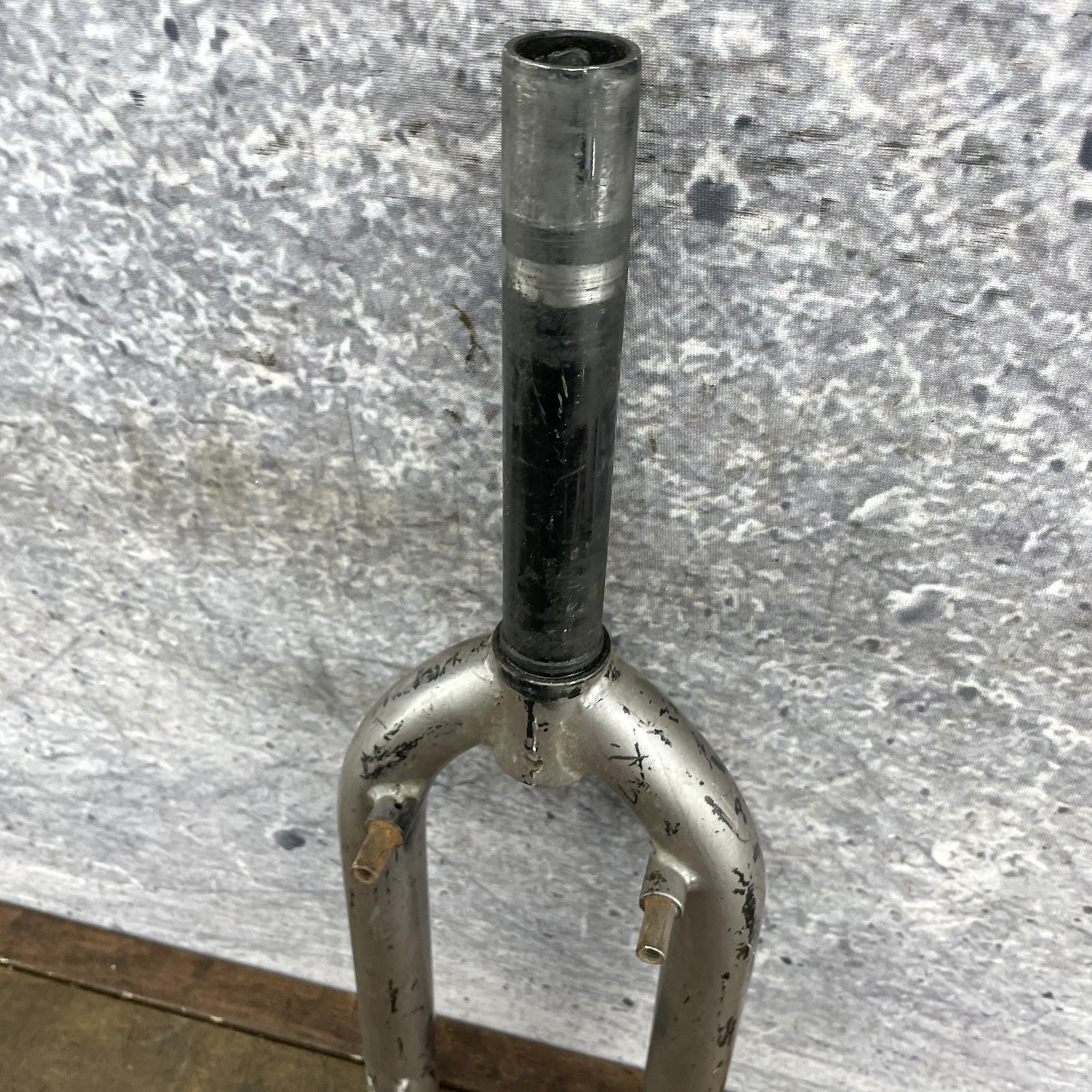 BMX Fork 20in 1-1/8 Threadless 990 Posts FReestyle Steel 10mm Dropout Mid School