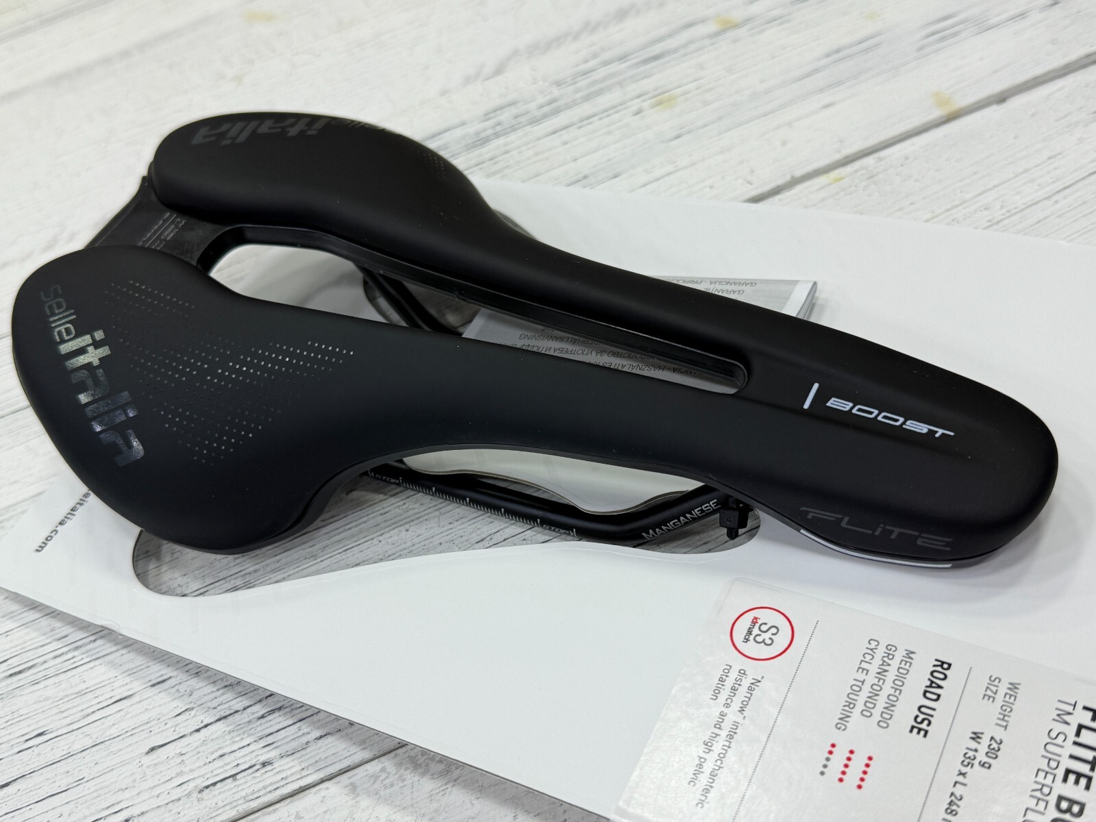 Selle Italia Flite Boost TM Superflow Manganese Rail Saddle Black S3(135x248mm)