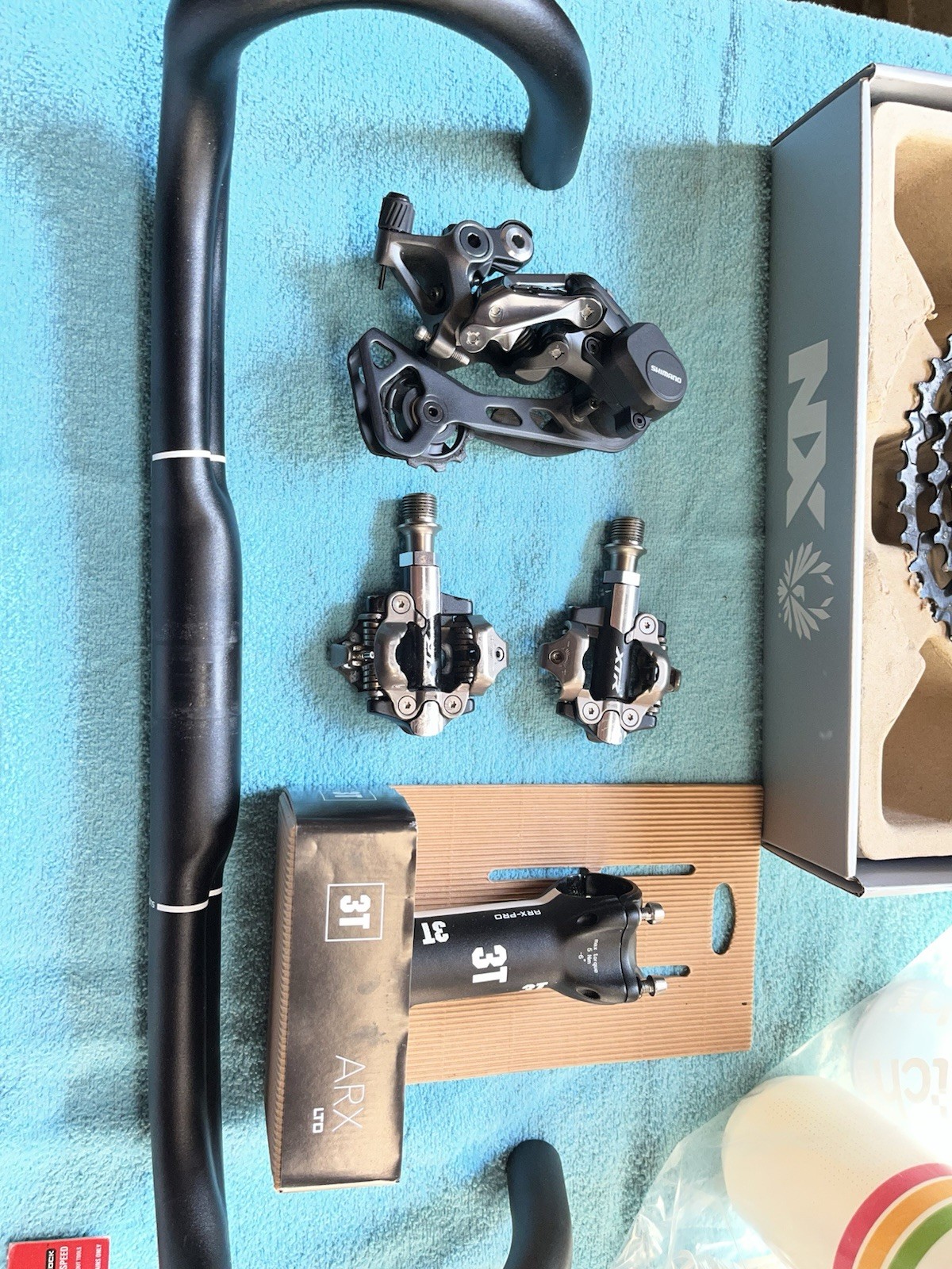 Shimano GRX Rear mechanical Derailleur, Cassette, M9100 pedals