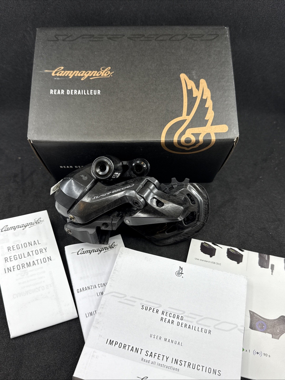 Campagnolo SUPER RECORD Wireless Rear Derailleur 12-Speed Medium Cage Carbon