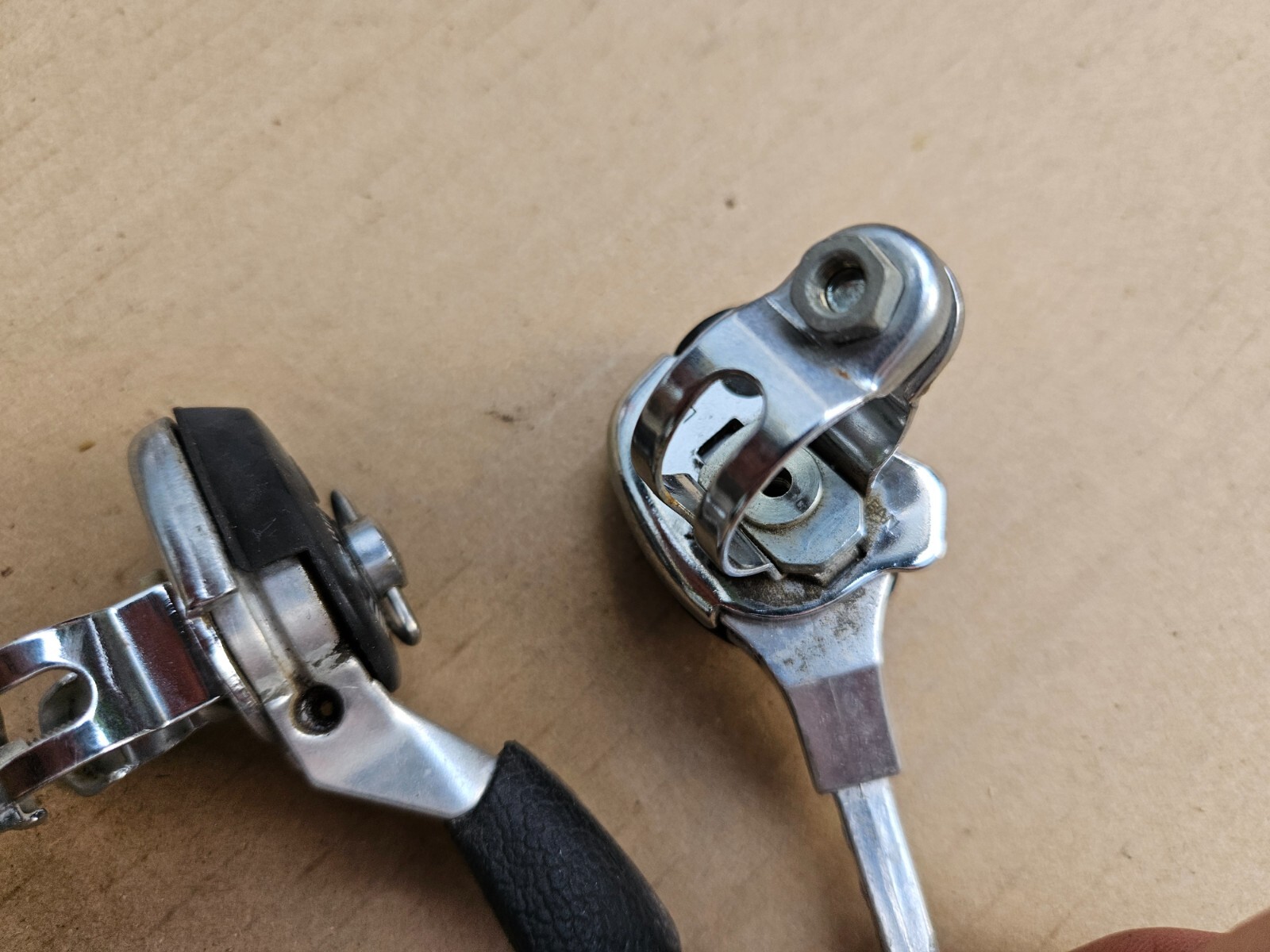 Vintage Shimano EM Ratcheting Thumb Shifters SL-MT50 3×6 6 Speed Japan