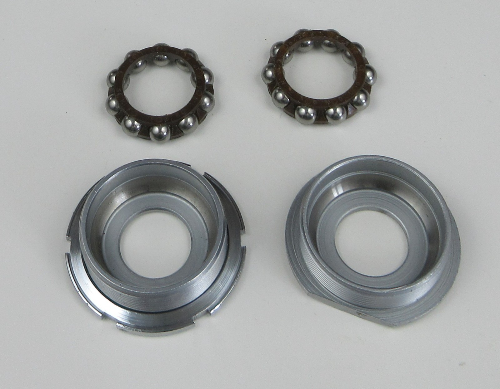 Campagnolo Record Bottom Bracket English Threaded 68-SSb x 111mm NOS!