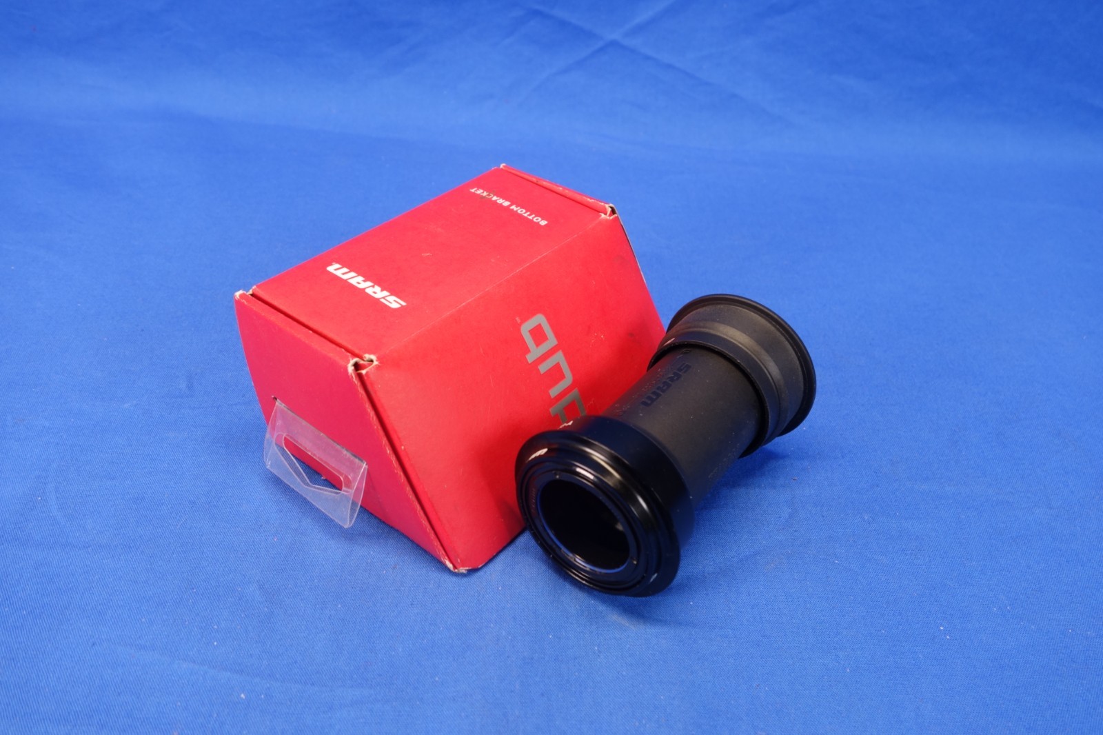 NEW SRAM DUB Press Fit PF30 83mm Cannondale Ai Bottom Bracket 00.6418.028.002