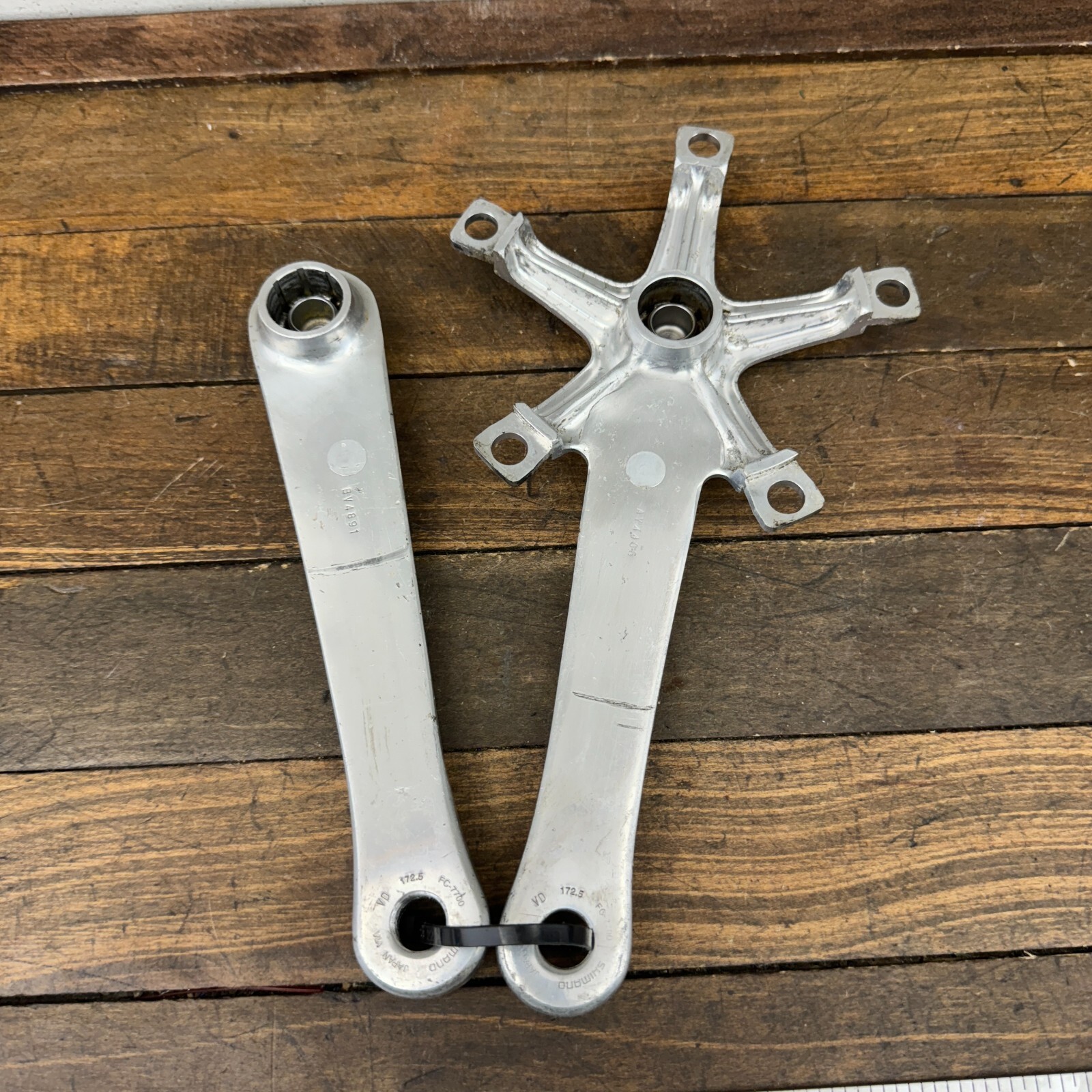 Shimano Dura Ace FC-7700 Crank Set 172.5 mm Octalink One Key 130 BCD Vintage