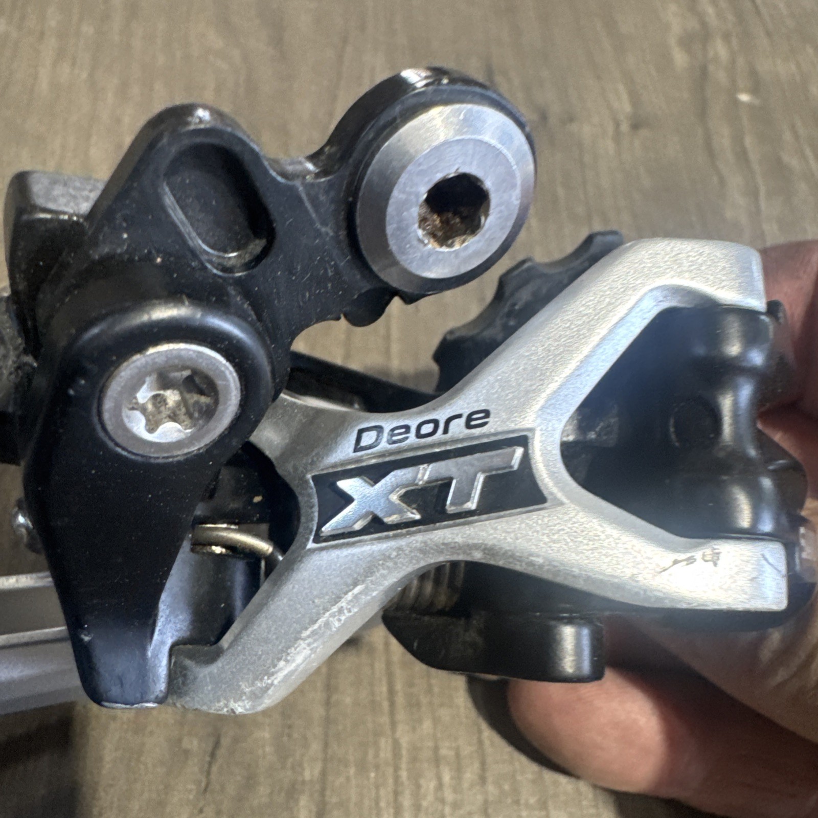 Shimano Deore XT RD-M772 Shadow Rear Derailleur Long Cage SGS 9-Speed MTB
