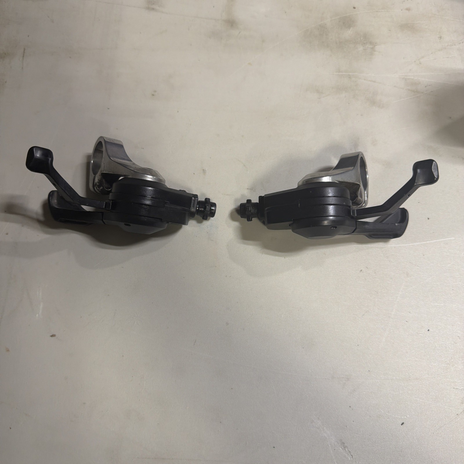 SHIMANO DEORE SL-MC38 SHIFTER SET (3 x 8 SPEED) RAPID FIRE TRIGGER FRONT & REAR!