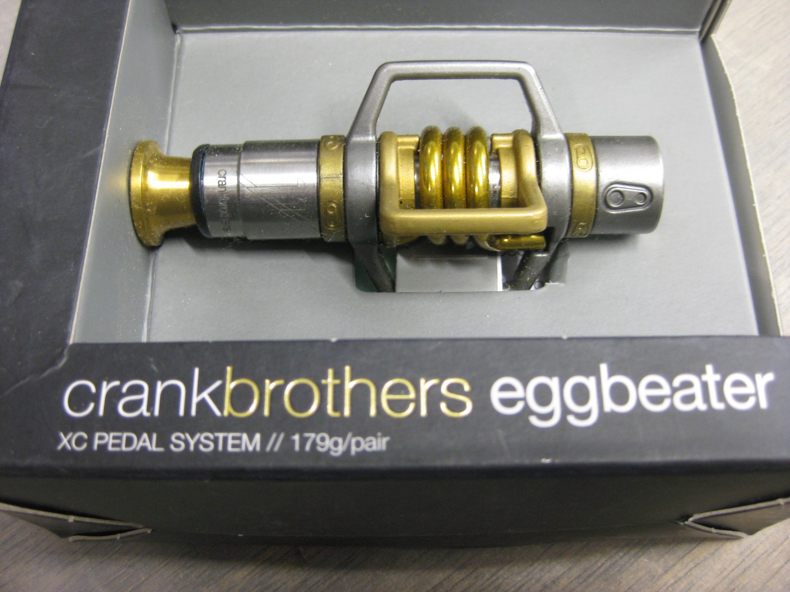 Crankbrothers Egg Beater 11 Pedals Ti /Gold, XC Pedal System