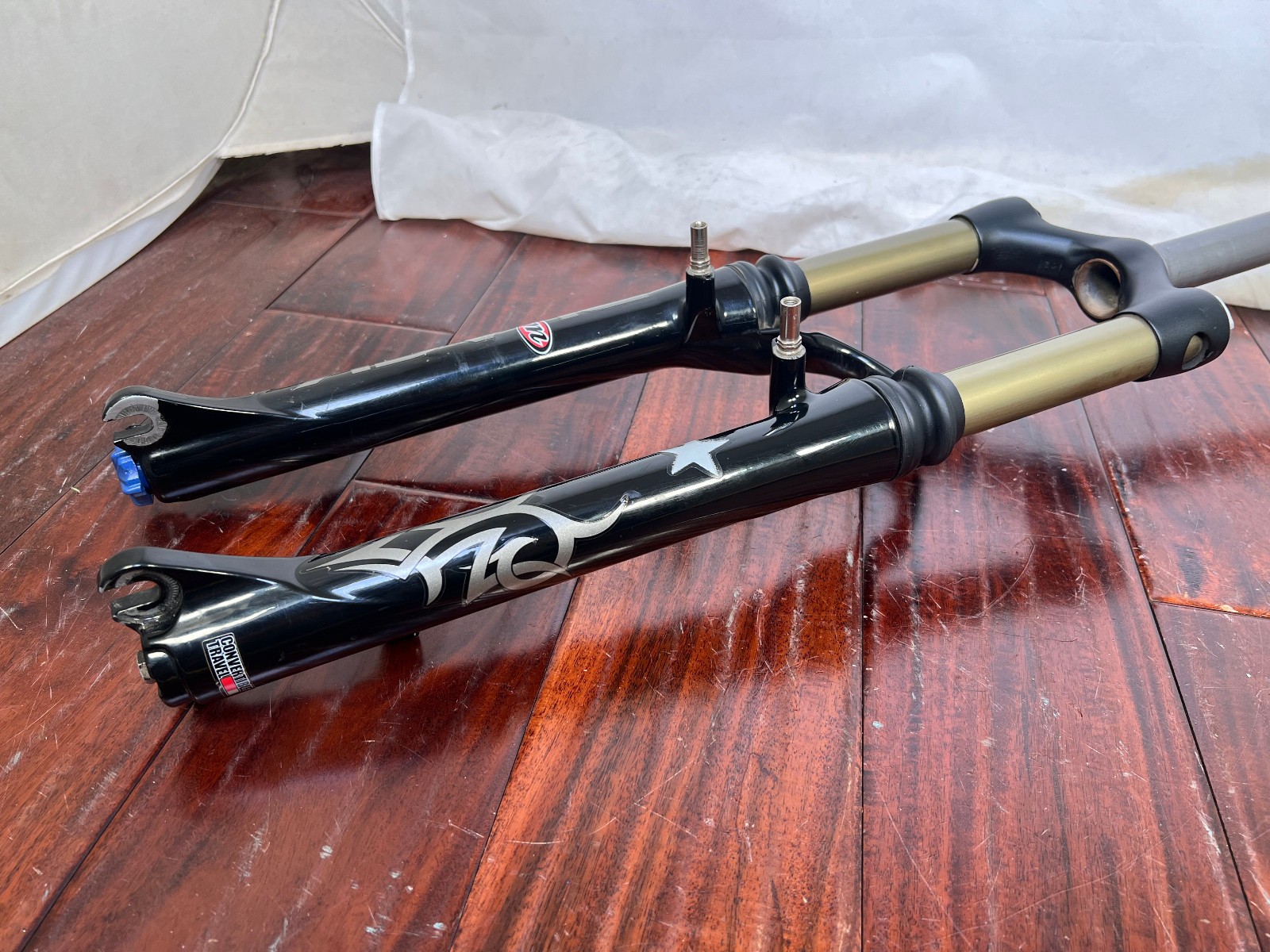 Vintage Manitou Black Fork 1-1/8” 100mm QR Disc/Rim 26″ leaking oil Retro MTB