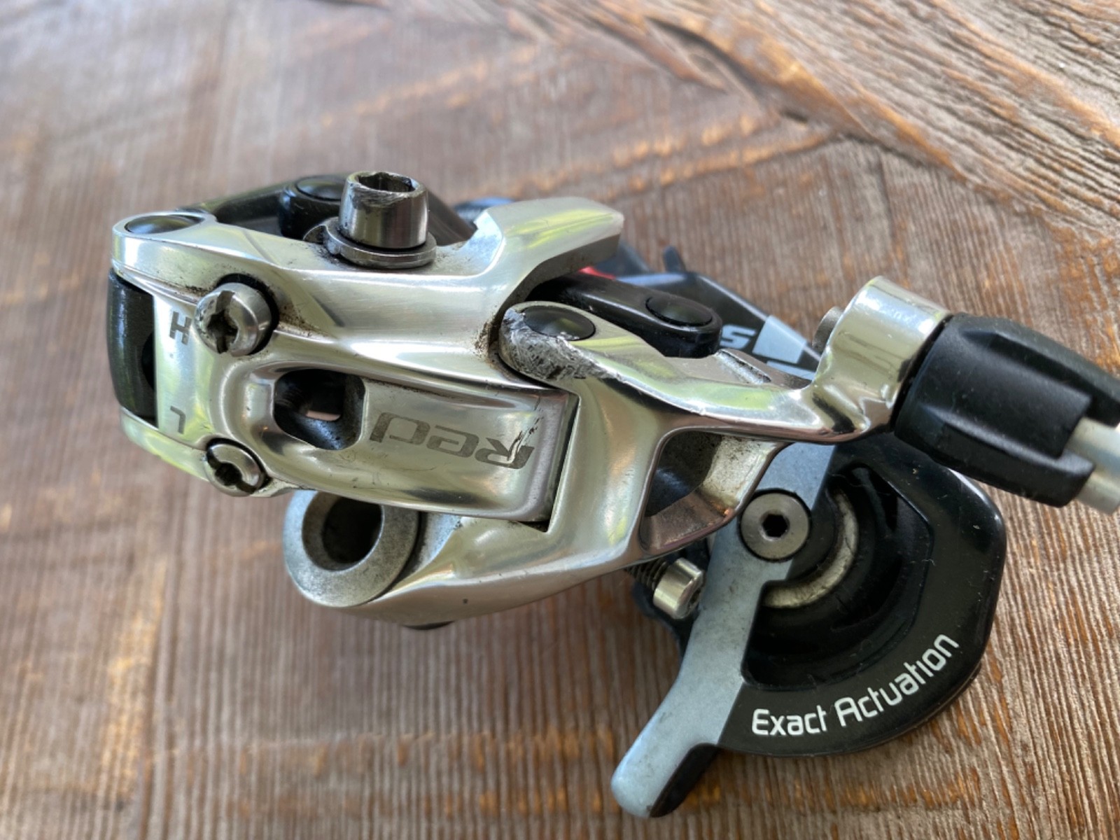 SRAM Red 10 Sp Road Bike Rear Derailleur Short Cage 32T Ceramic BlackBox Bearing