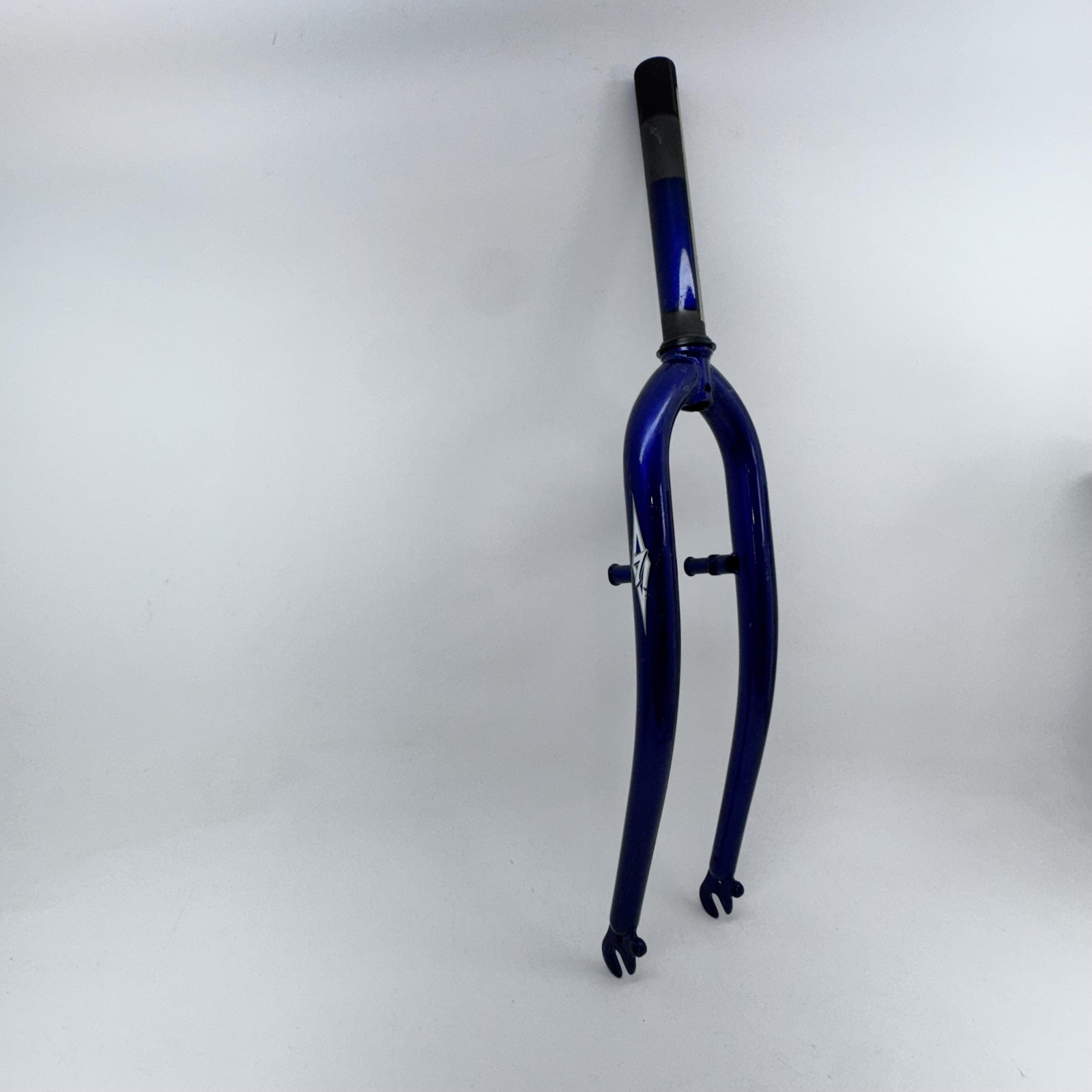 Rigid MTB Fork LUNG 1-1/8in 26in Threaded 7.5in Steerer Blue Purple NOS BB1