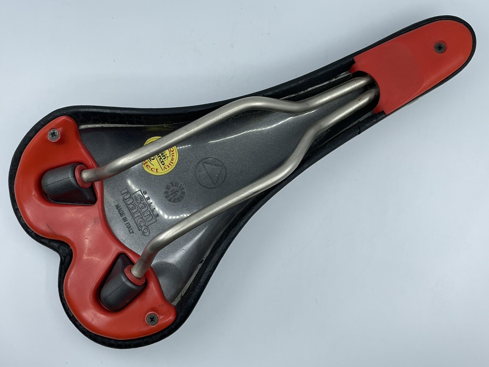 MODERN CLASSIC Selle San Marco HOSKAR 1998 Saddle Manganese Rails VERY GOOD USED