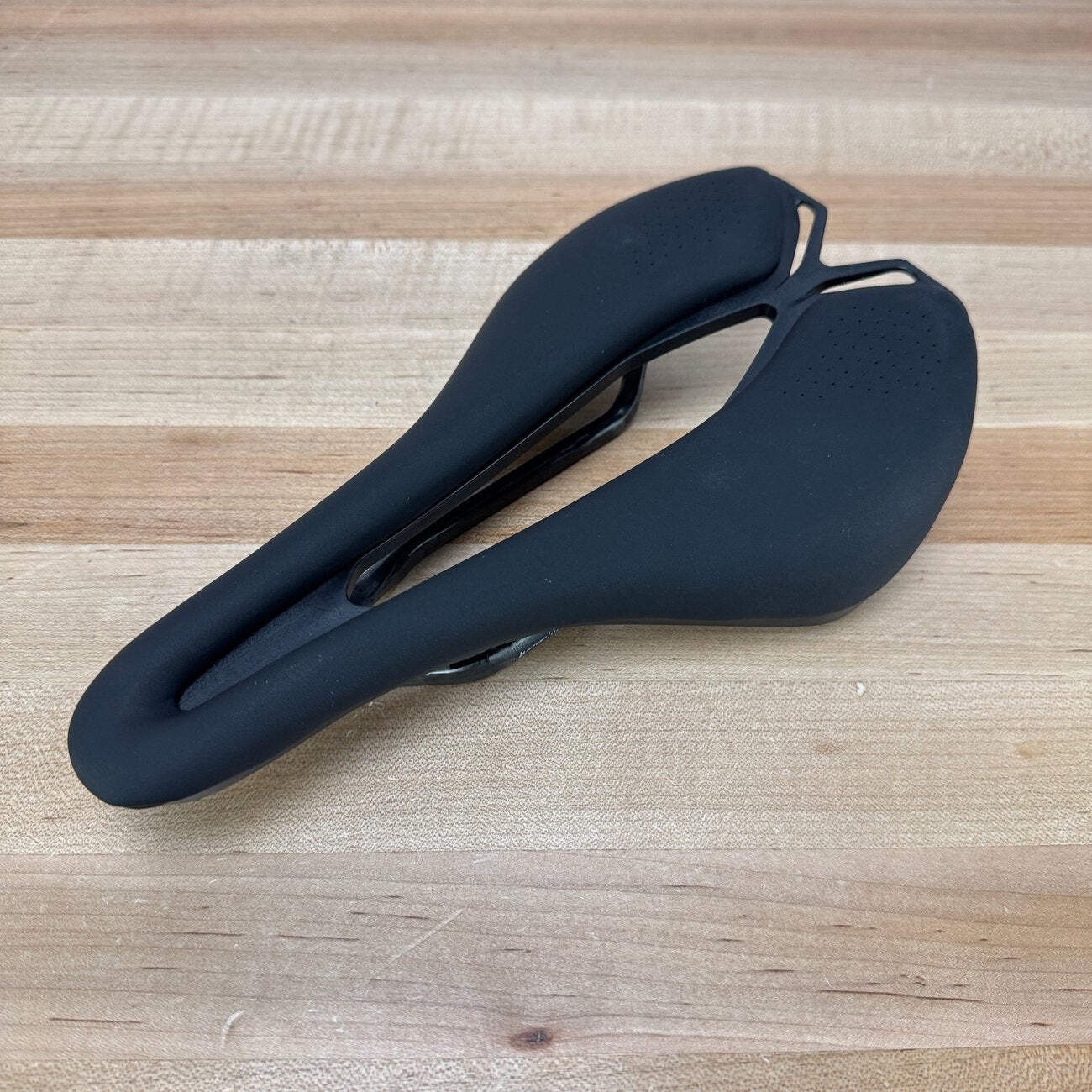 New Takeoff! Most Lynx 3.0 Superflow Carbon 7x9mm Carbon Rails 145mm Bike Saddle