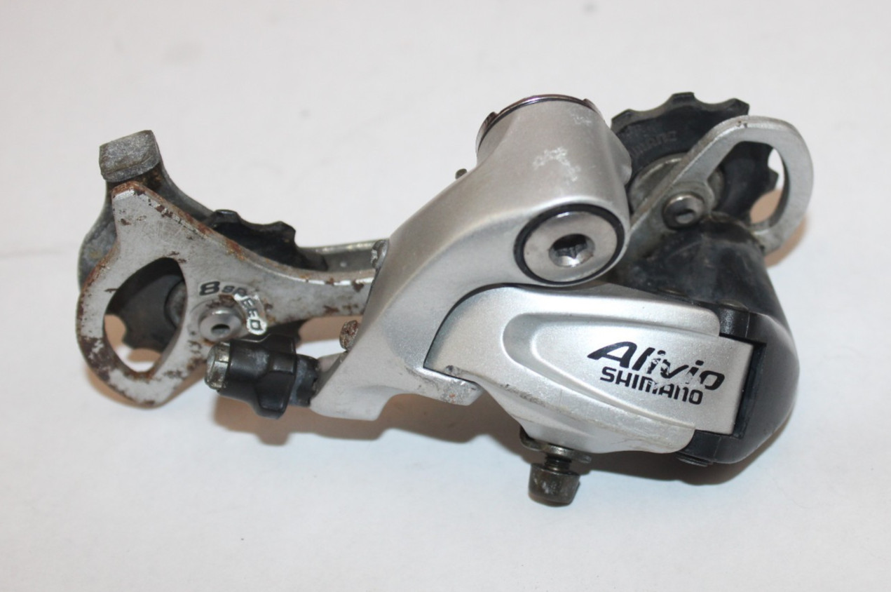 Giant Cypress LX Hybrid Bike : Shimano Alivio 8 Speed Rear Derailer {B1004}