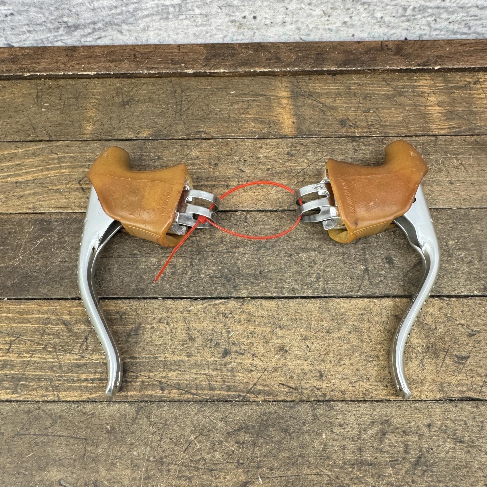 Vintage Weinmann Brake Levers Pair Drillium Non-Aero Brown Gum Hoods Drop Bar