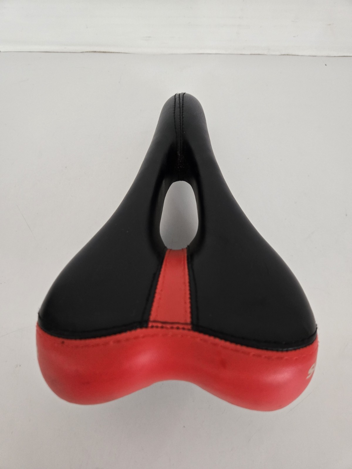Schwinn Bicycle Seat 9.5 X 5.5” Red & Black Split Seat Hole In Center FREE SHIP