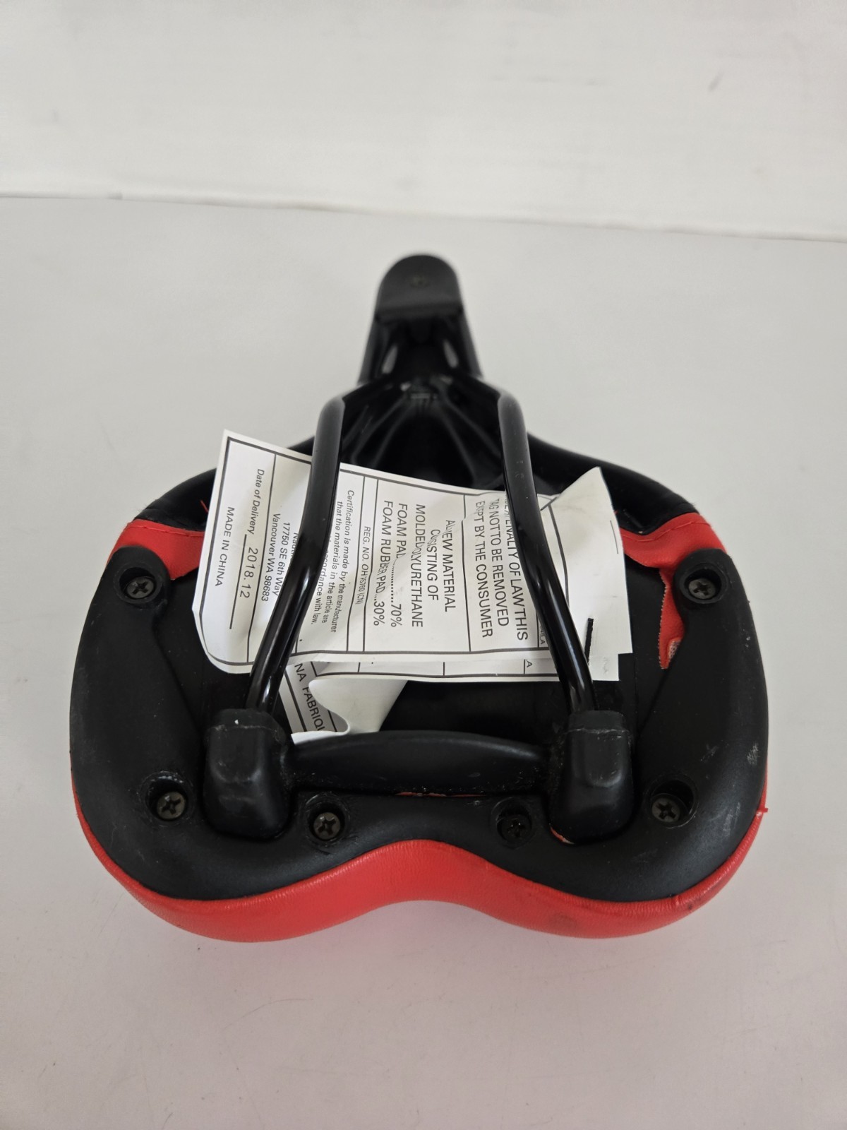 Schwinn Bicycle Seat 9.5 X 5.5” Red & Black Split Seat Hole In Center FREE SHIP